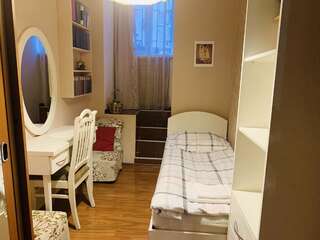 Гостевой дом Guest house tm Тбилиси Одноместный номер с общим душем и туалетом-4